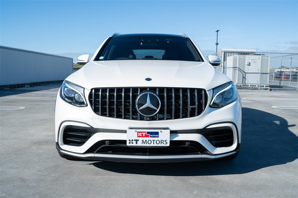 2019 Mercedes-Benz GLC 63 GLC63 AMG V8 BITURBO 4MATIC Carousel 3