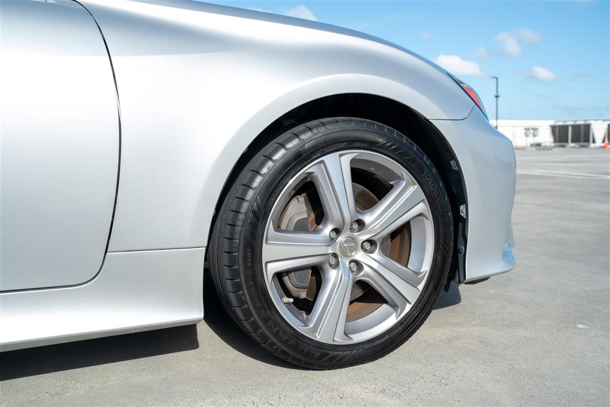 2015 Lexus RC300h RC 300h Sport coupe Immaculate Carousel 5