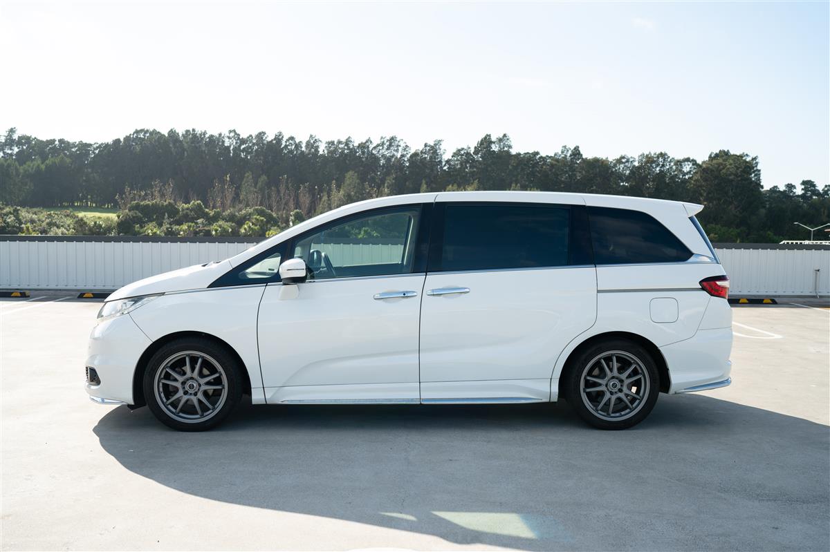 2013 Honda Odyssey ABSOLUTE 2.4L TOP SPEC 360 CAMERA Carousel 9