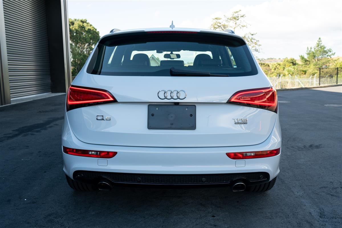 2016 Audi Q5 2.0T QUATTRO SLINE COMPETITION Carousel 9