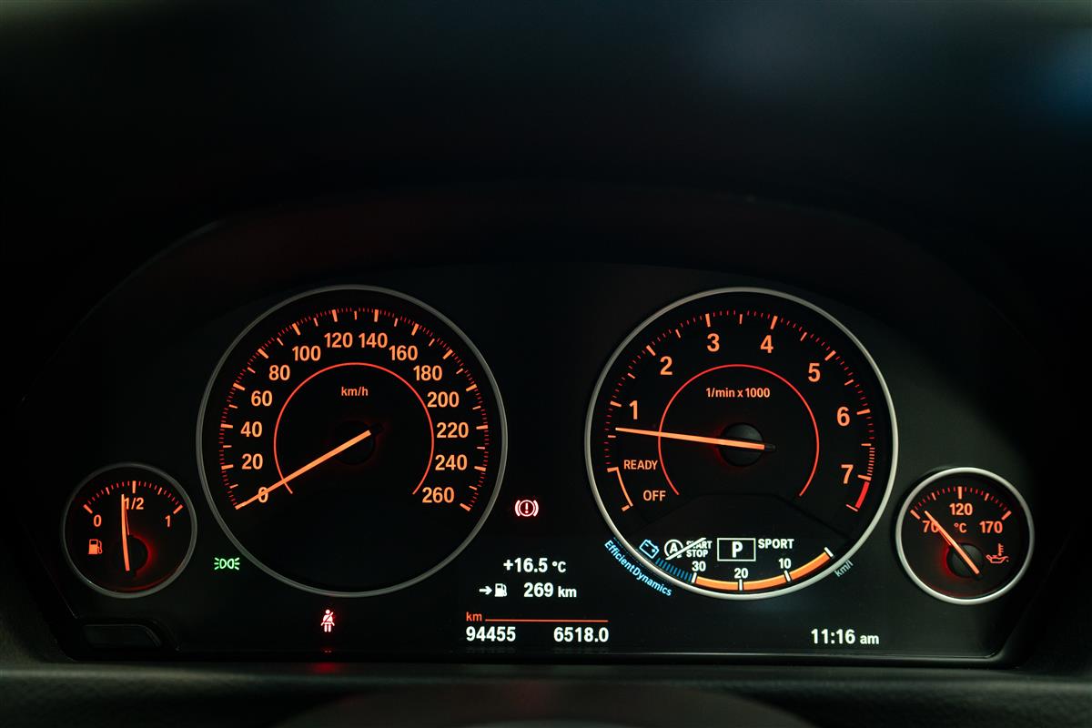 2016 BMW 340i LCI F30 M-SPORT B58 STOCK Carousel 38