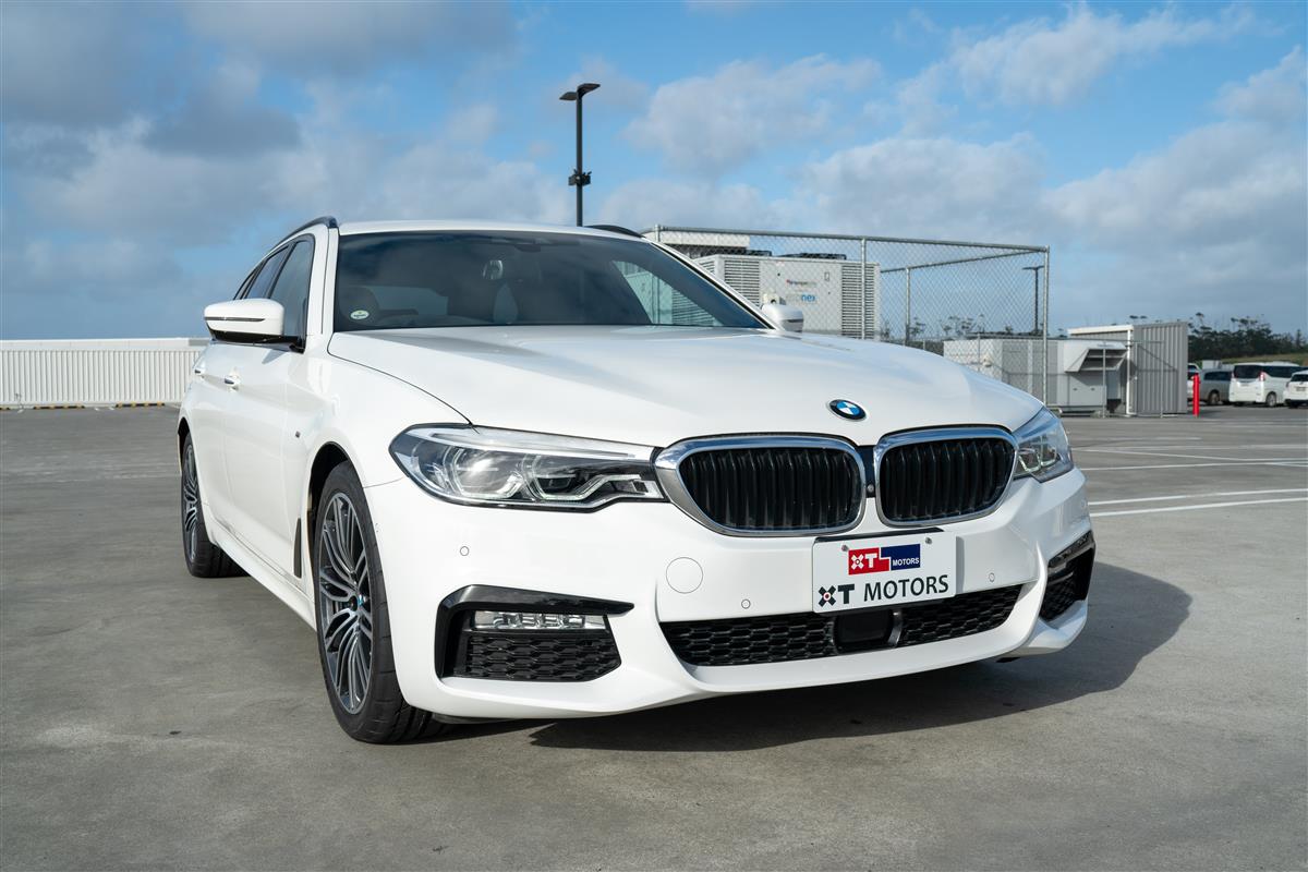 2017 BMW 540i B58 X-DRIVE TOURING M-SPORT Carousel 2