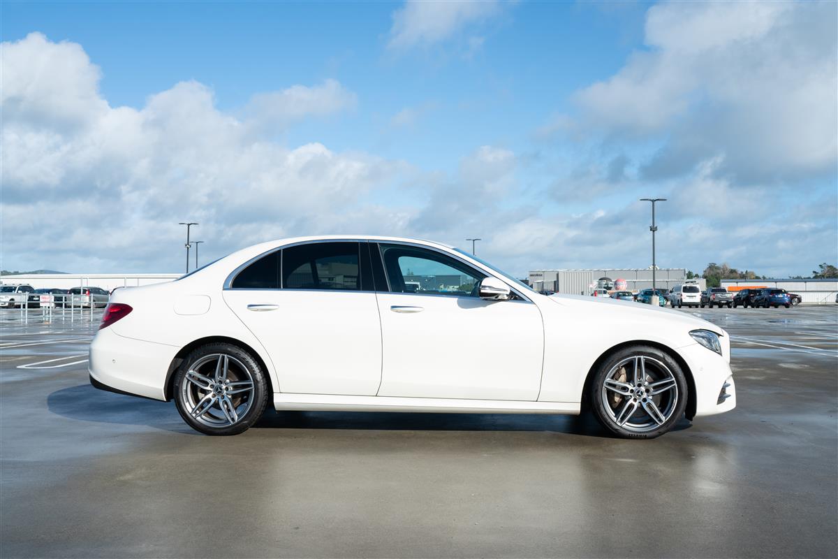 2019 Mercedes-Benz E 300 E300 AMG SPORT PACK GRADE 4.5