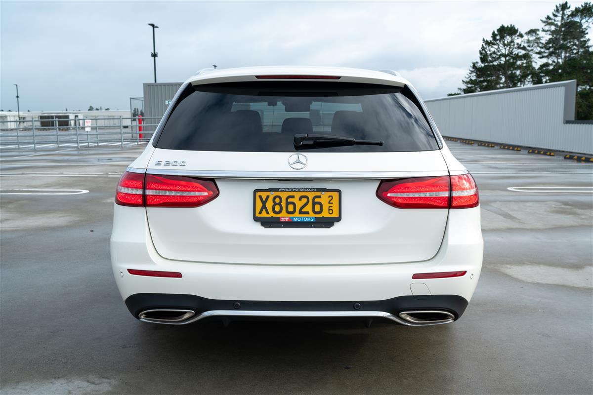 2018 Mercedes-Benz E 200 SPORT AVANTGARDE ESTATE WAGON Carousel 7