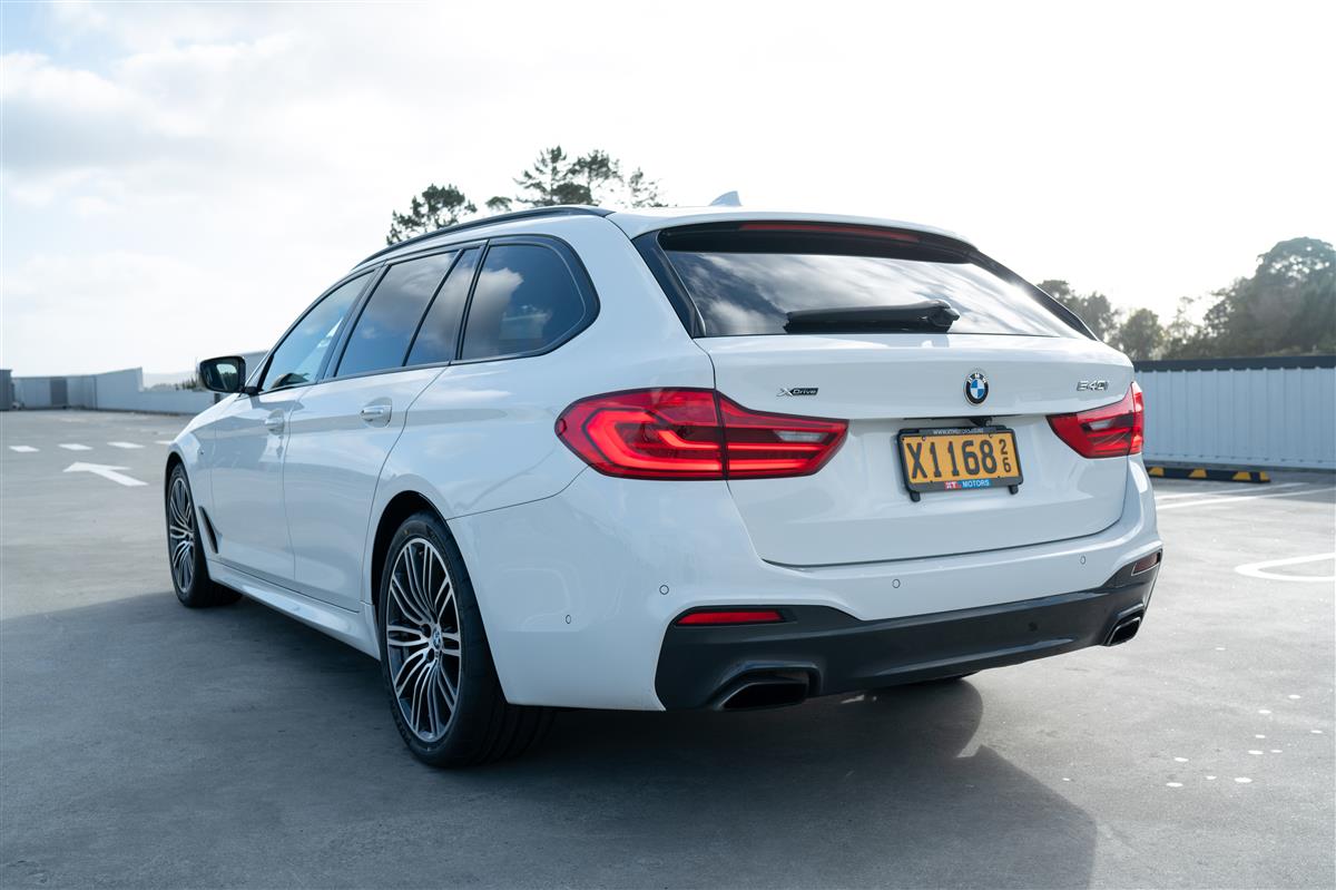2017 BMW 540i B58 X-DRIVE TOURING M-SPORT Carousel 9