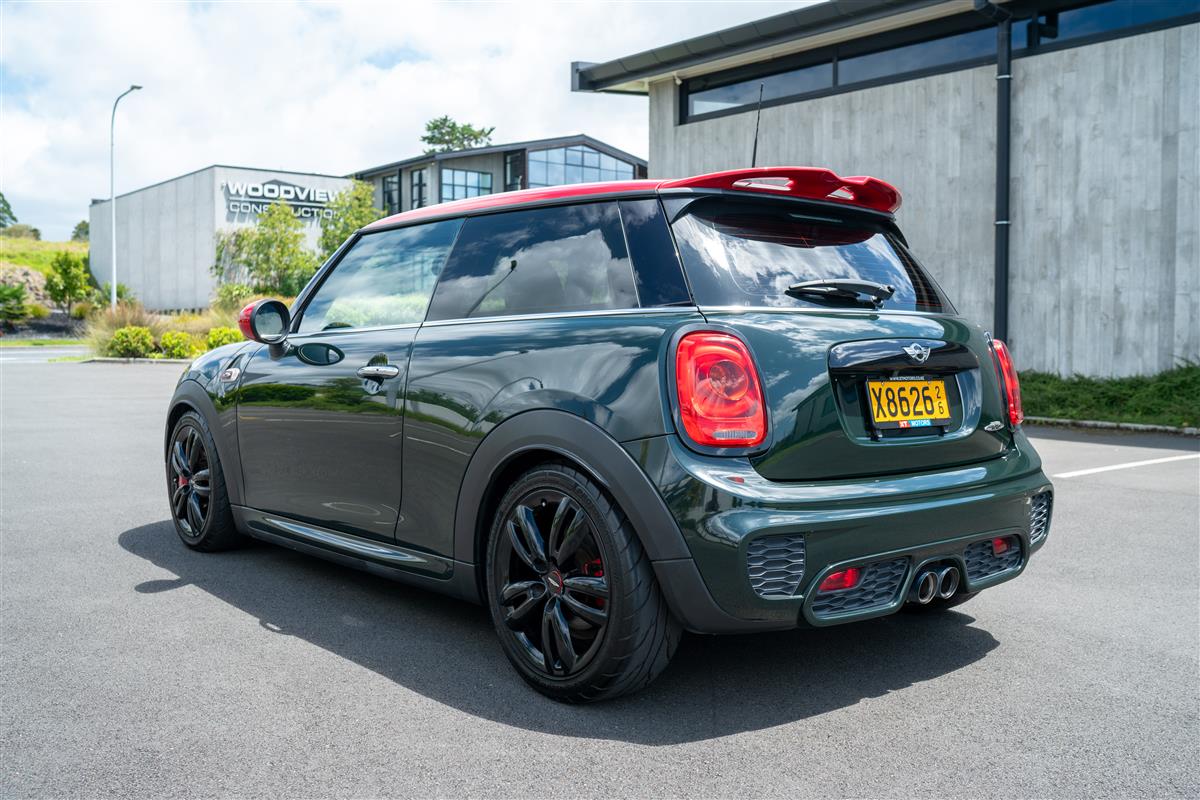 2018 MINI Cooper JOHN WORKS LCI Carousel 29