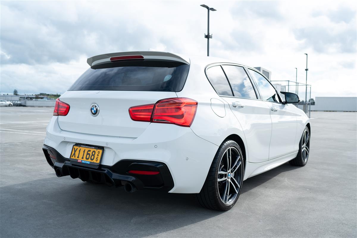 2016 BMW M140i M-SPORT MOTORSPORT B58 Carousel 5