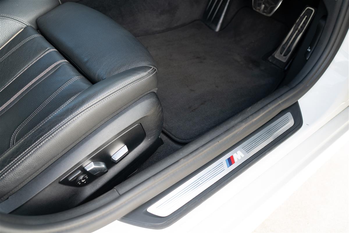 2017 BMW 540i B58 X-DRIVE TOURING M-SPORT Carousel 13