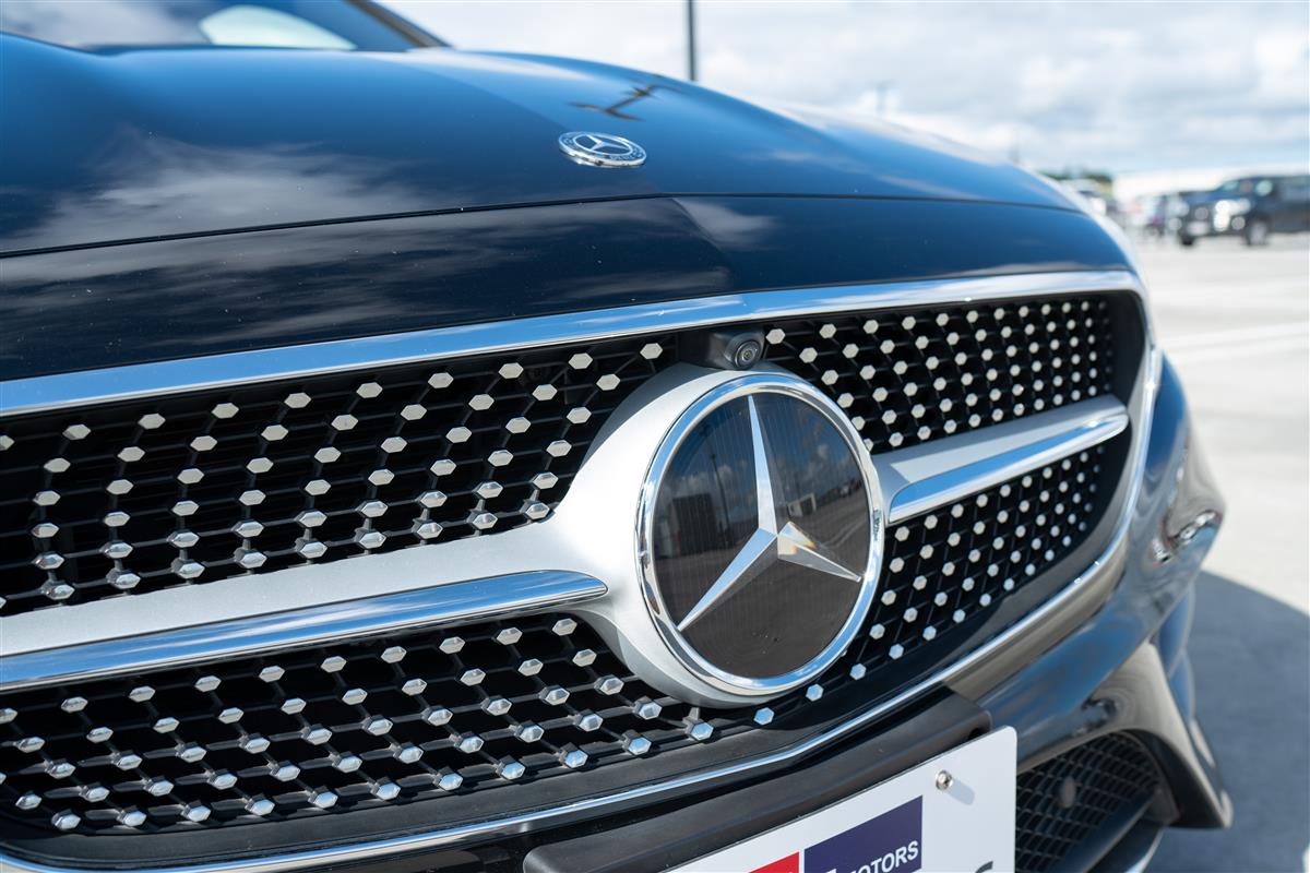 2017 Mercedes-Benz E 200 E200 COUPE AMG PACK Carousel 5