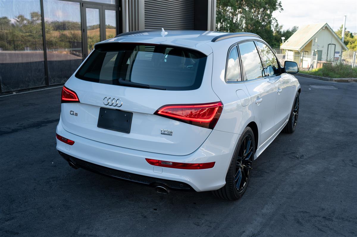 2016 Audi Q5 2.0T QUATTRO SLINE COMPETITION Carousel 7