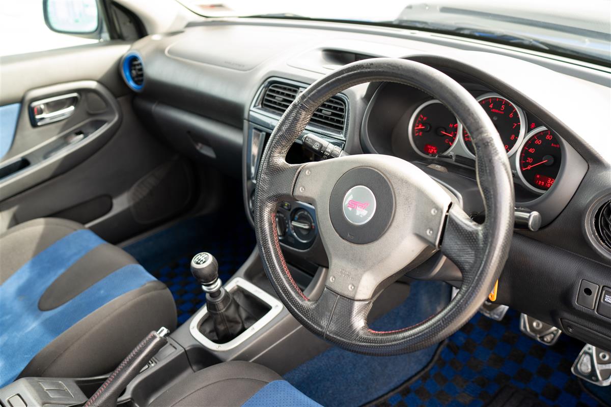 2004 Subaru Impreza WRX STI VERSION 8 STOCK Carousel 14