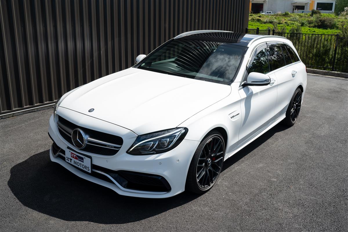 2017 Mercedes-Benz C 63 S C63S AMG ESTATE IMMACULATE Carousel 11