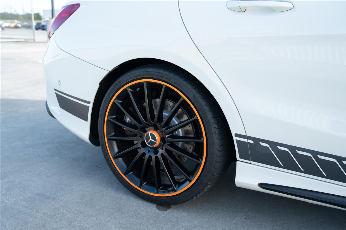 2015 Mercedes-Benz CLA 45 AMG ORANGE ART EDTION Carousel 5