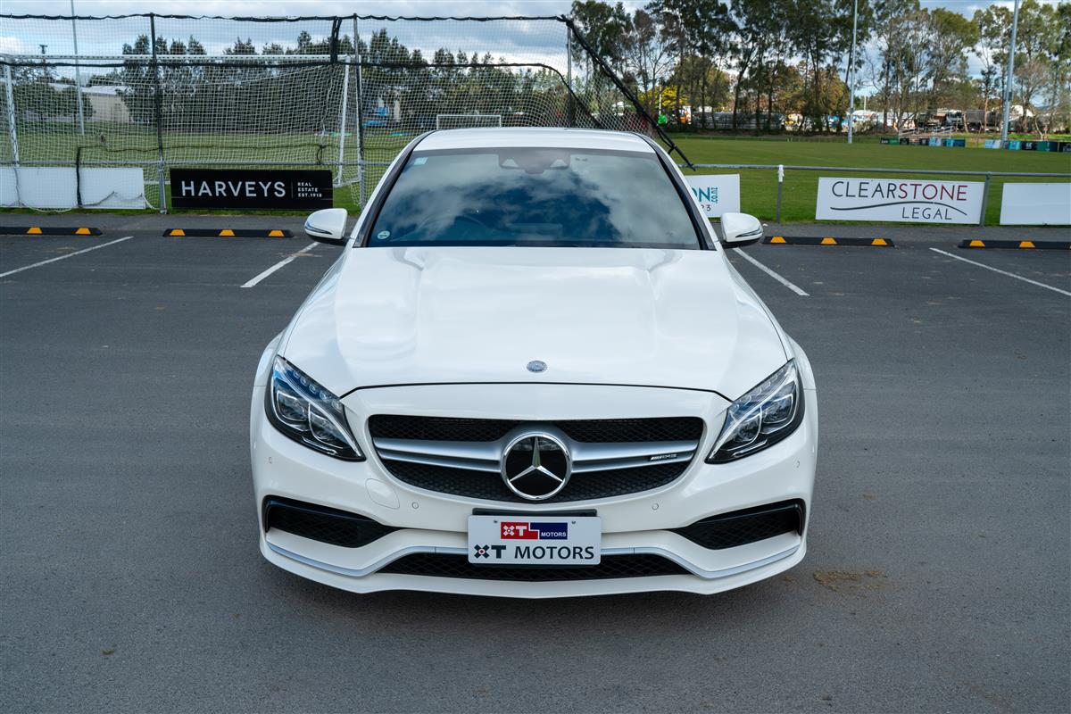 2016 Mercedes-Benz C 63 C63 AMG 4.0 V8 Immaculate Carousel 1