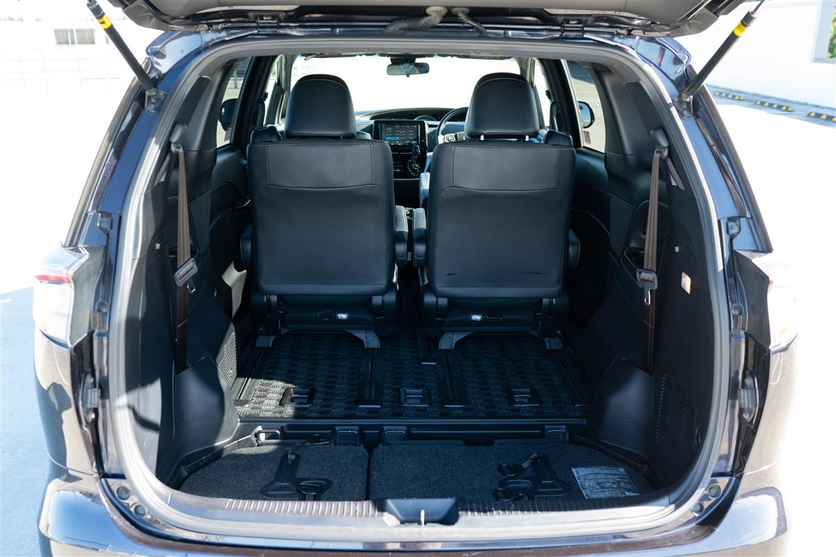 2017 Toyota Estima AERAS PREMIUM EDITION FACELIFT Carousel 7
