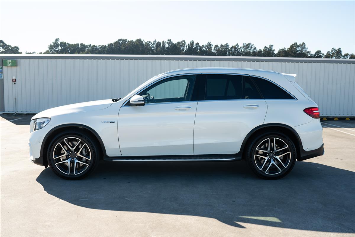 2019 Mercedes-Benz GLC 63 GLC63 AMG V8 BITURBO 4MATIC Carousel 9