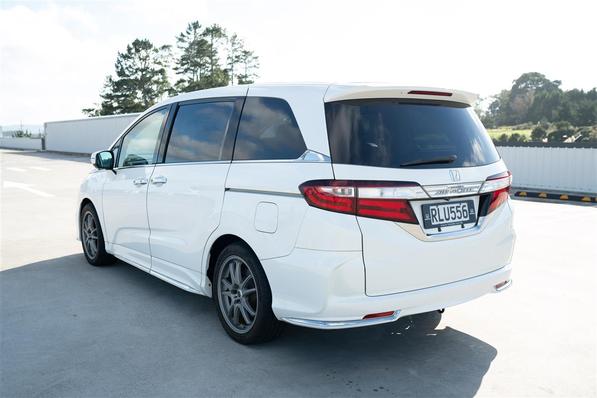 2013 Honda Odyssey ABSOLUTE 2.4L TOP SPEC 360 CAMERA Carousel 8