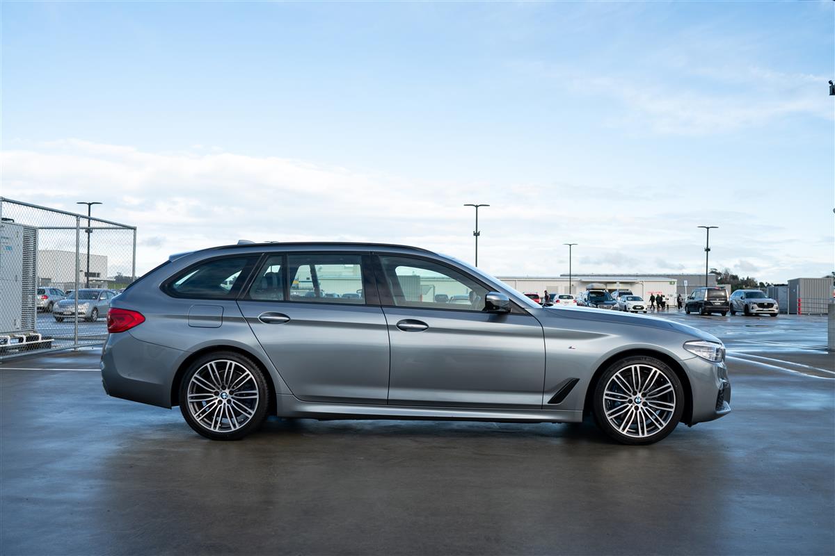 2017 BMW 530i M-SPORT TOURING B48 WAGON