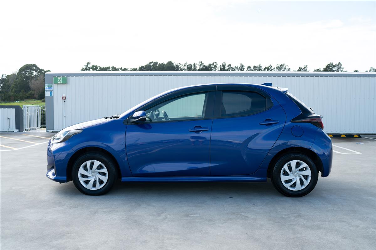 2020 Toyota Yaris 1.5X HYBRID NEW SHAPE BLUETOOTH Carousel 10