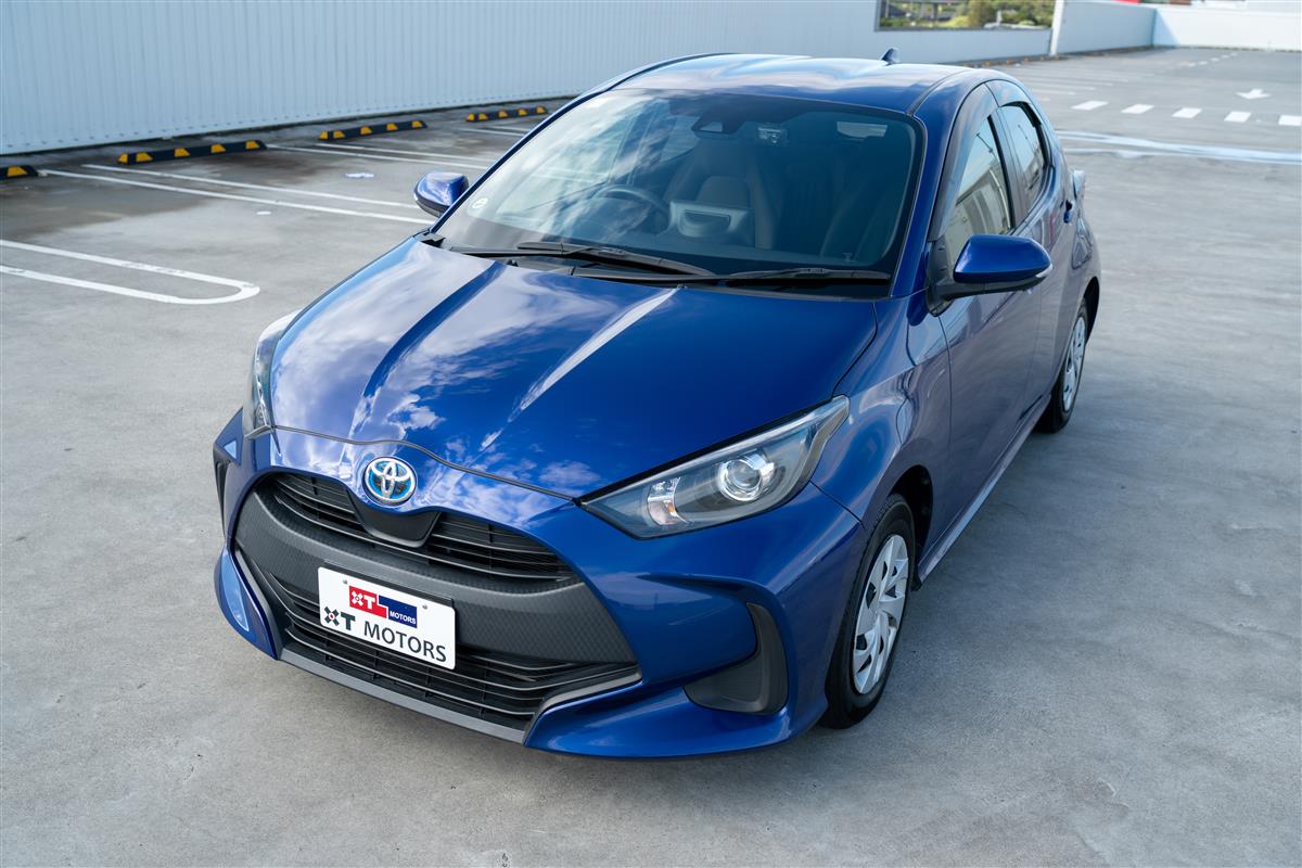 2020 Toyota Yaris 1.5X HYBRID NEW SHAPE BLUETOOTH Carousel 11