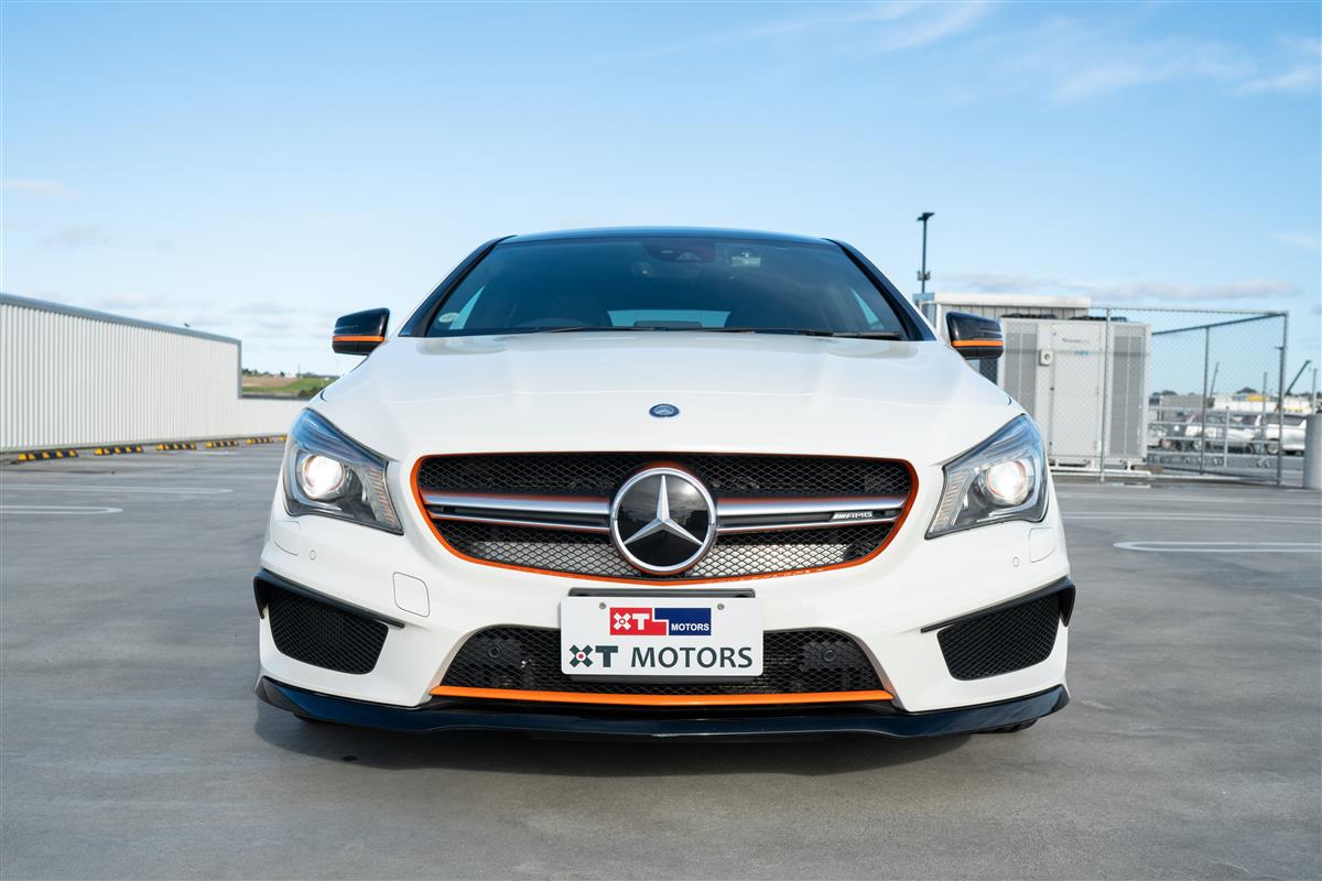 2015 Mercedes-Benz CLA 45 AMG ORANGE ART EDTION Carousel 2