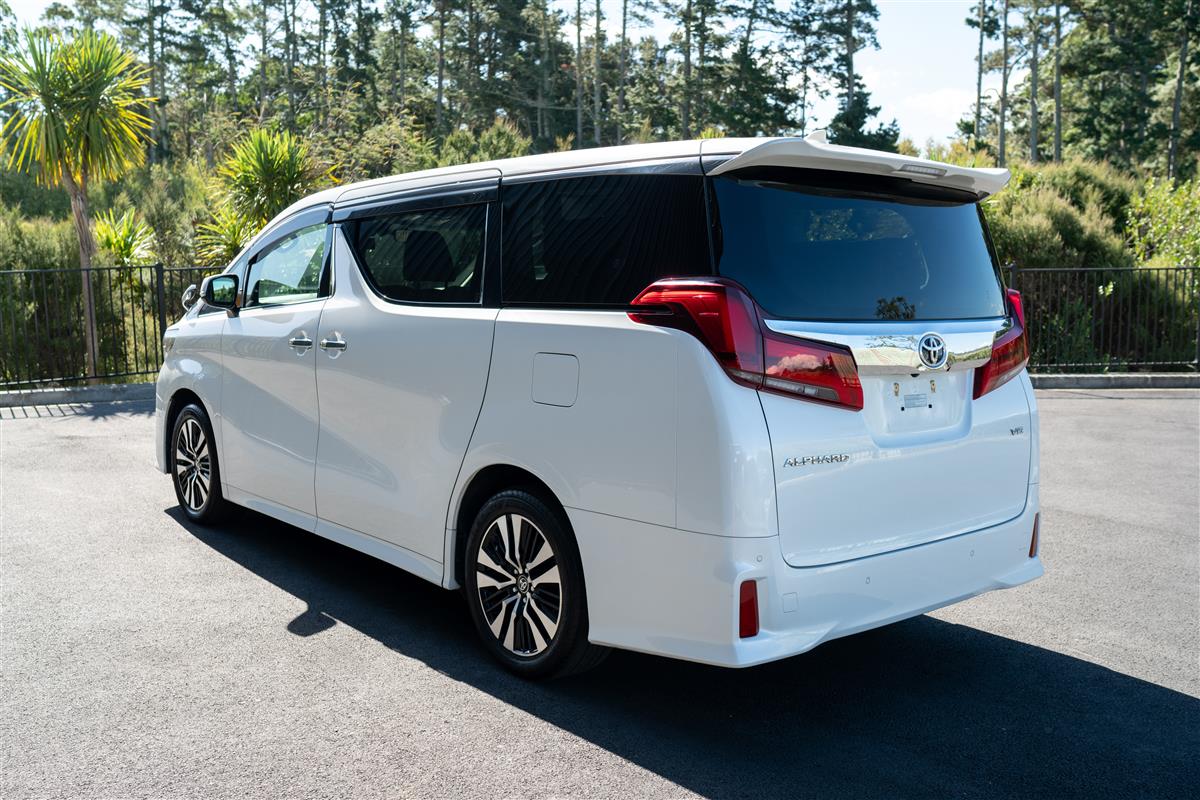 2020 Toyota Alphard 3.5L V6 SC FACELIFT PILOT SEATS Carousel 7