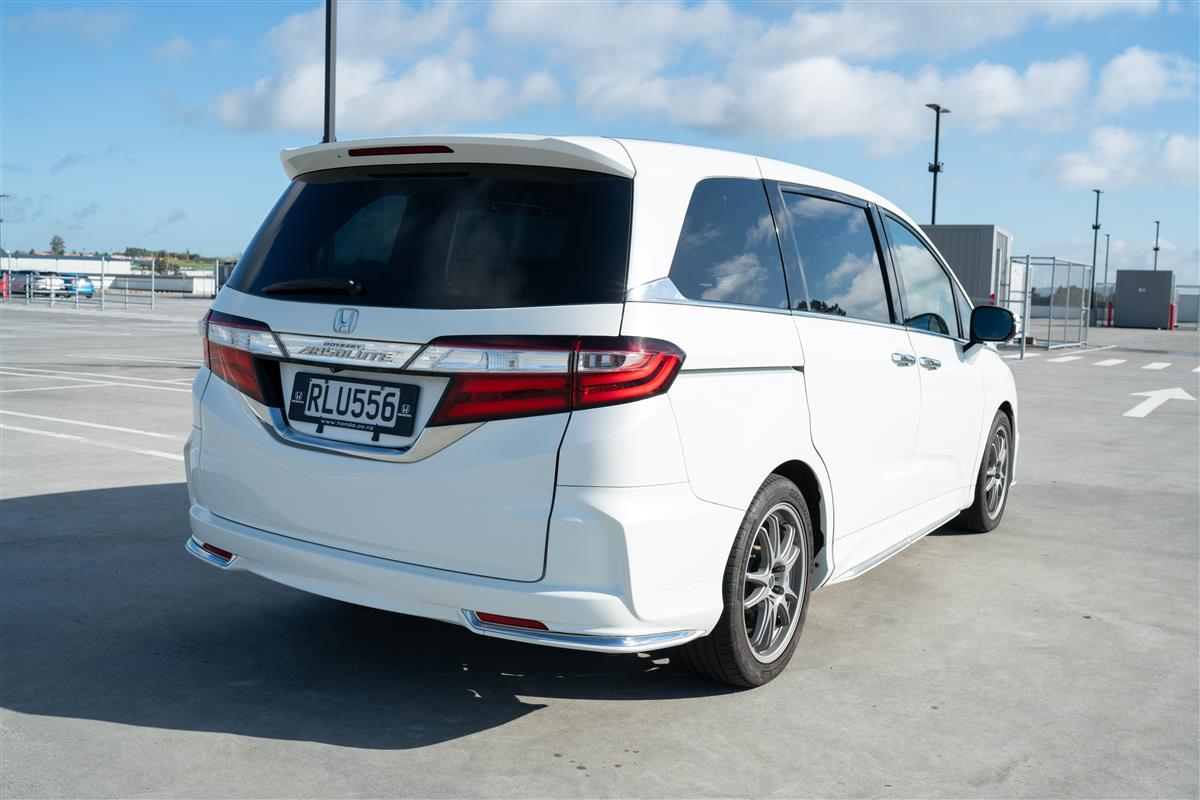 2013 Honda Odyssey ABSOLUTE 2.4L TOP SPEC 360 CAMERA Carousel 5