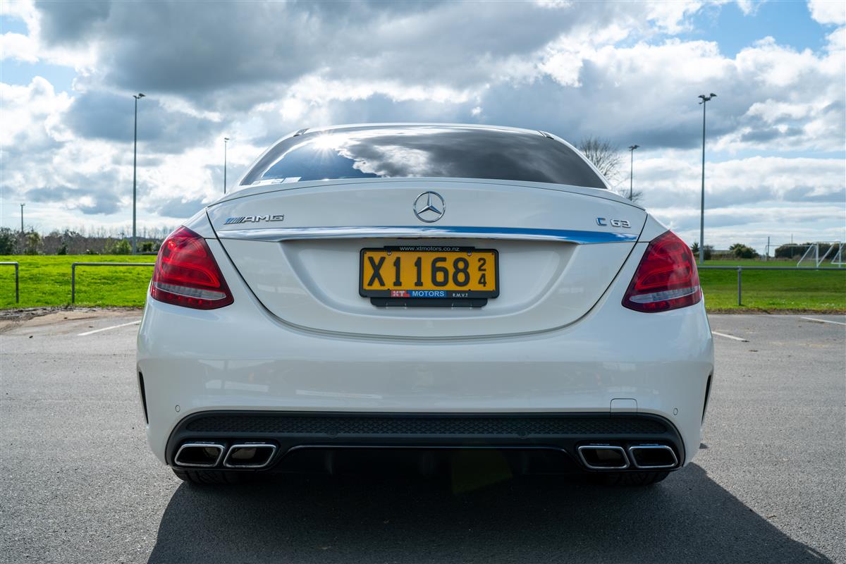 2016 Mercedes-Benz C 63 C63 AMG 4.0 V8 Immaculate Carousel 6
