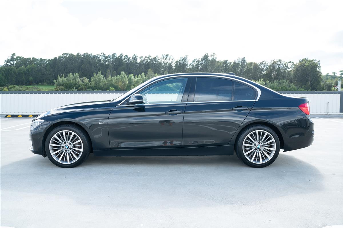 2017 BMW 340i LCI LUXURY LINE B58 240KW Carousel 31