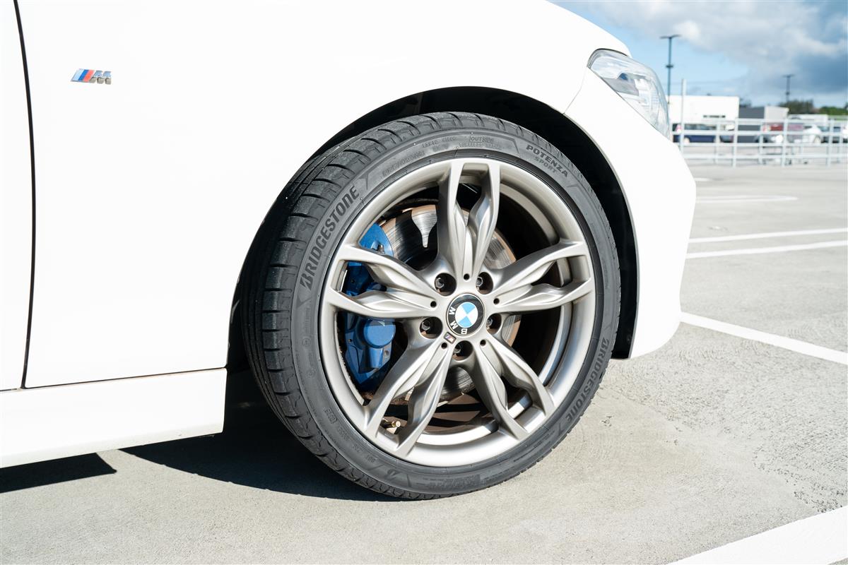 2017 BMW M140i M SPORT GRADE 4.5 Carousel 5
