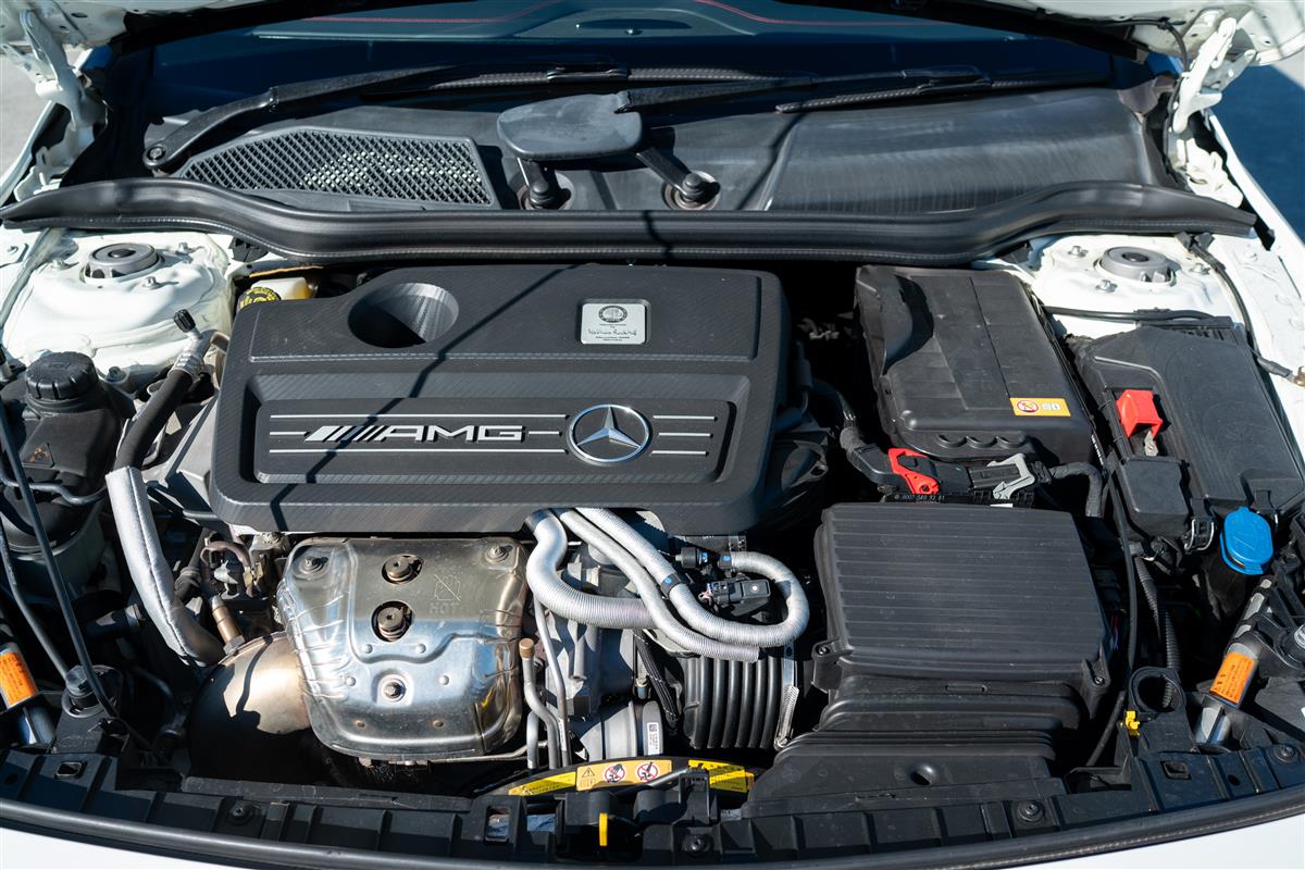 2014 Mercedes-Benz GLA 45 AMG EDITION ONE FACTORY KIT Carousel 19