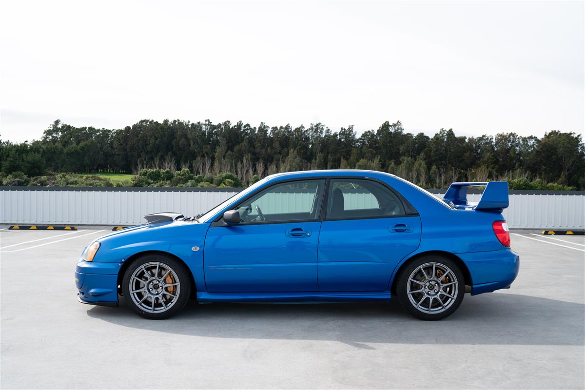 2004 Subaru Impreza WRX STI VERSION 8 STOCK Carousel 11