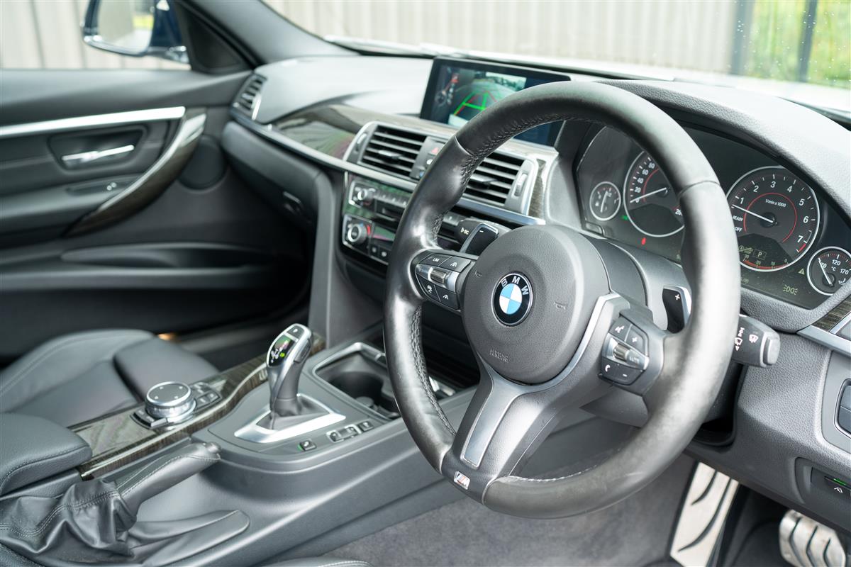 2016 BMW 340i LCI F30 M-SPORT B58 STOCK Carousel 33