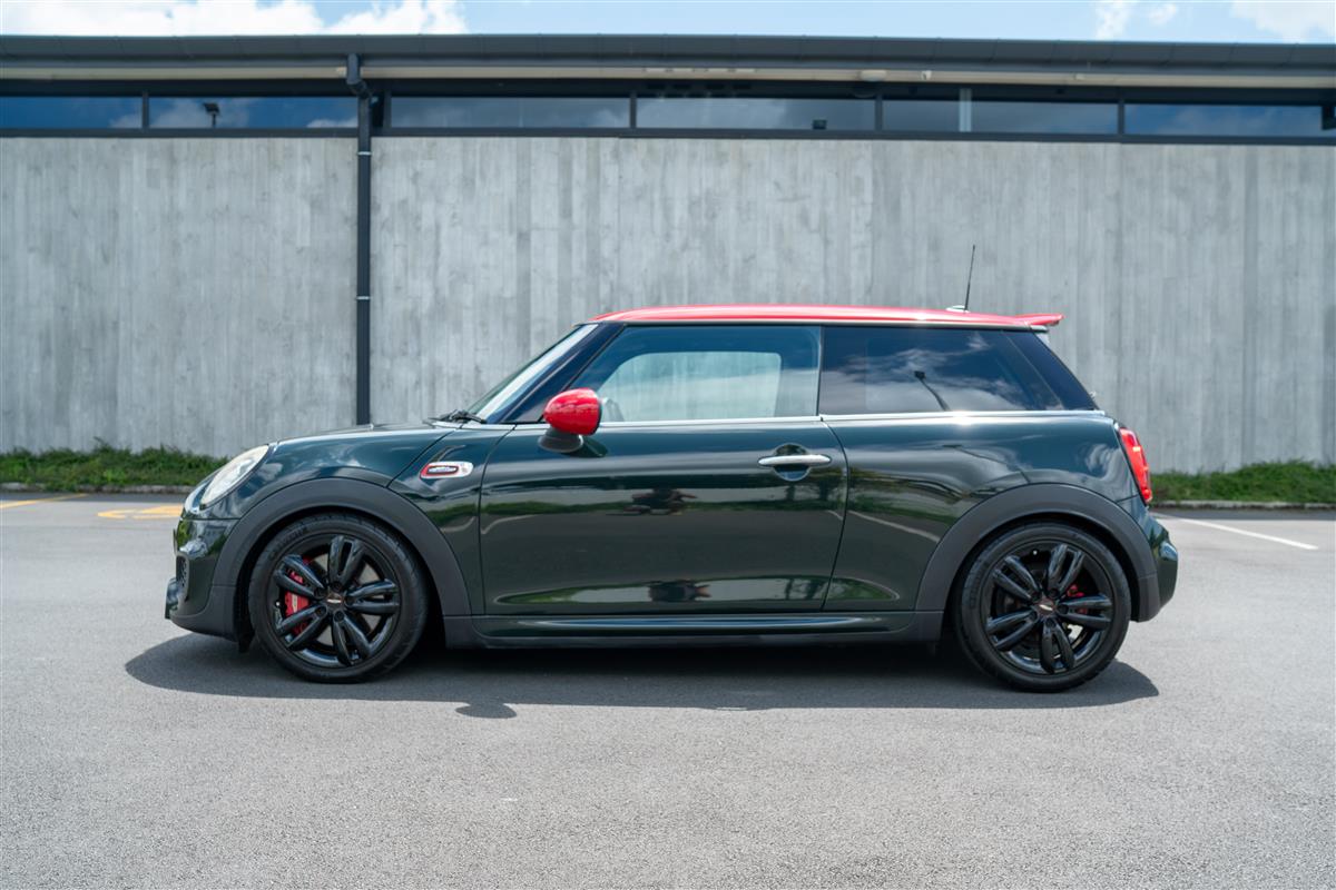 2018 MINI Cooper JOHN WORKS LCI Carousel 10