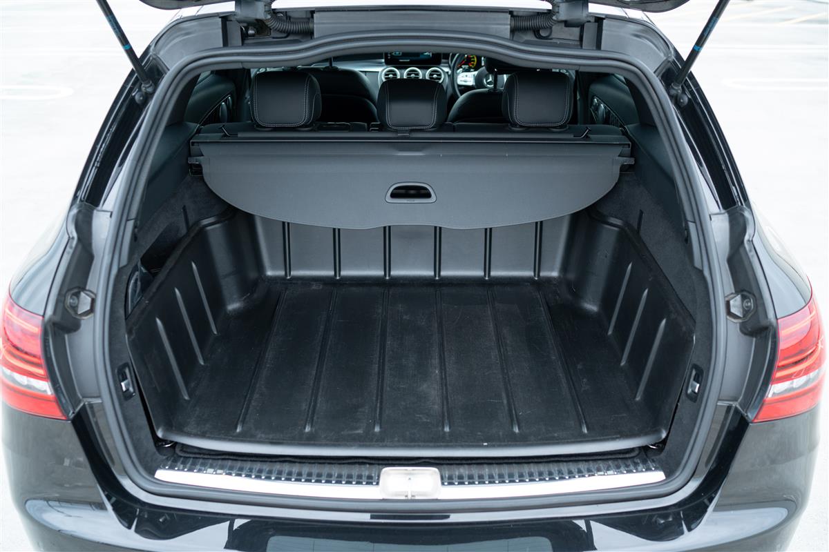 2019 Mercedes-Benz C 63 C63 AMG ESTATE WAGON FACELIFT Carousel 9