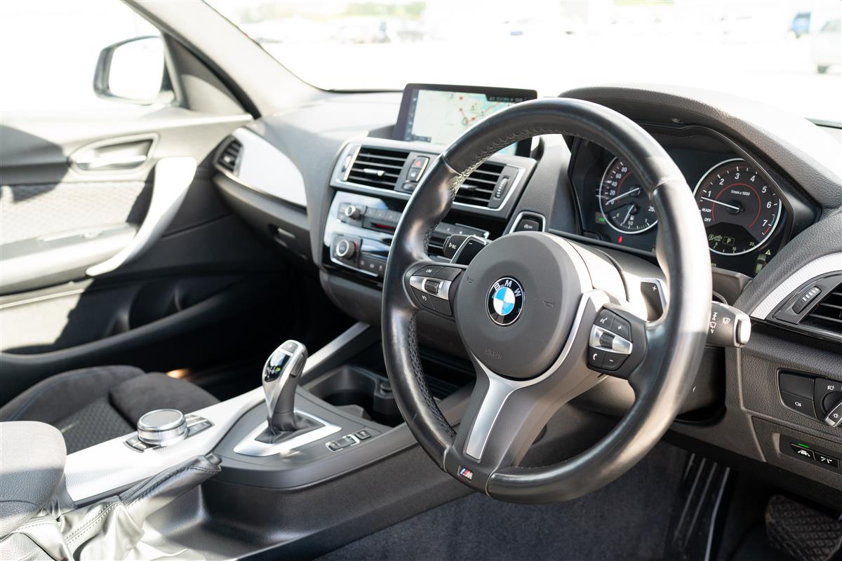 2017 BMW M140i M SPORT GRADE 4.5 Carousel 13