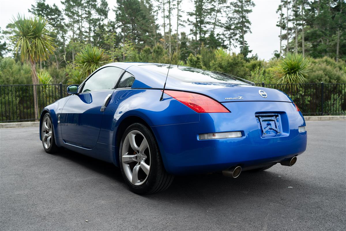 2005 Nissan Fairlady 350Z V6 VERSION ST LOW K Carousel 1