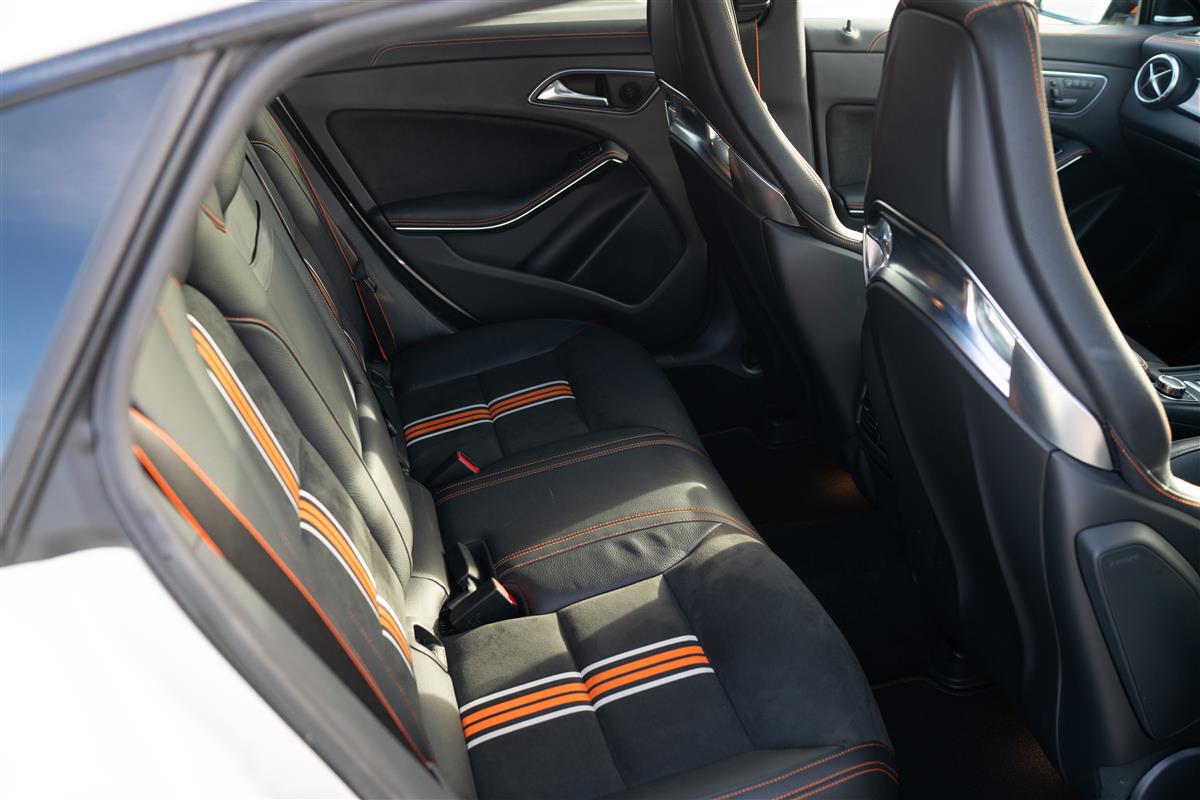 2015 Mercedes-Benz CLA 45 AMG ORANGE ART EDTION Carousel 14