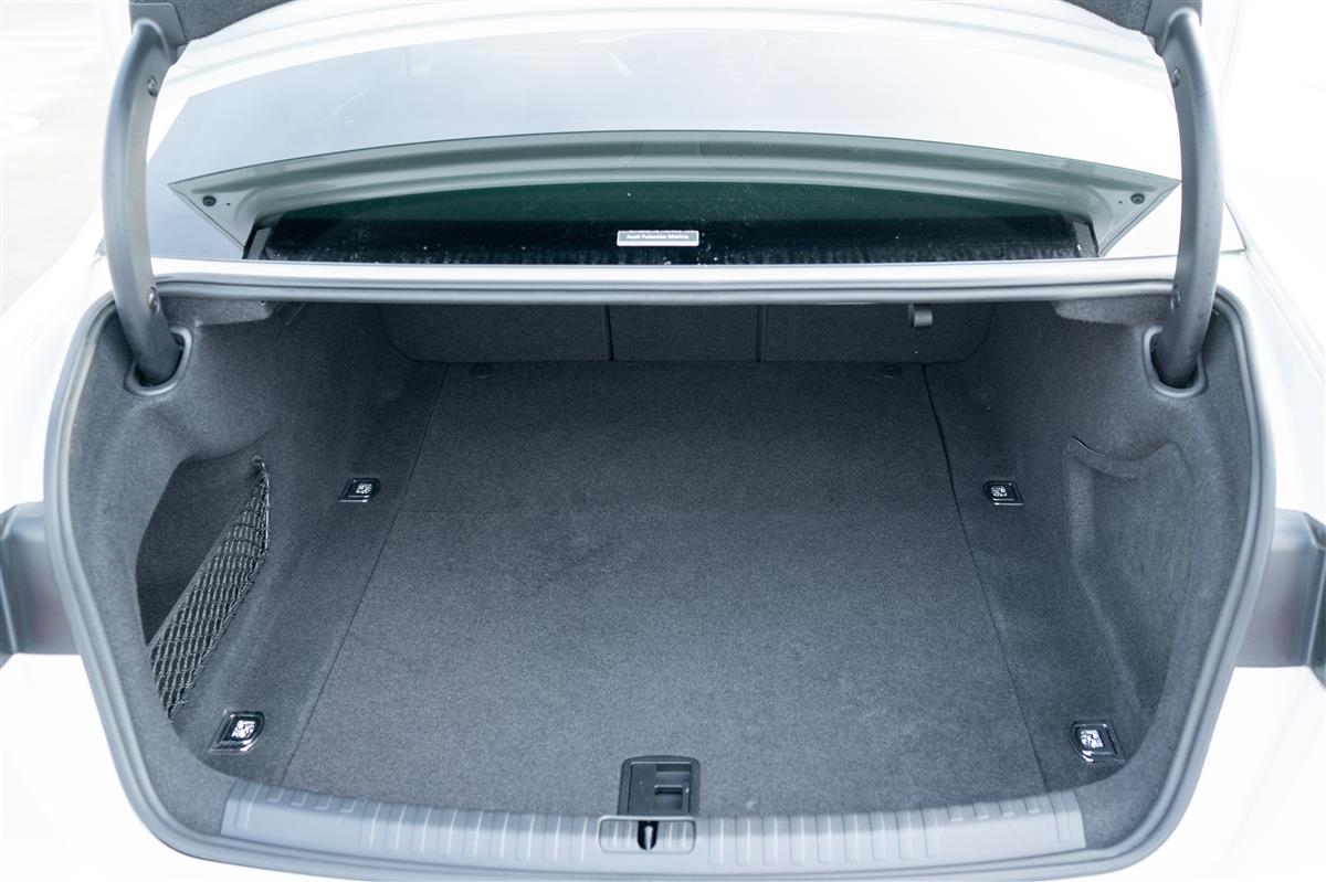 2019 Audi A6 55TFSI S-LINE QUATTRO IMMACULATE Carousel 8