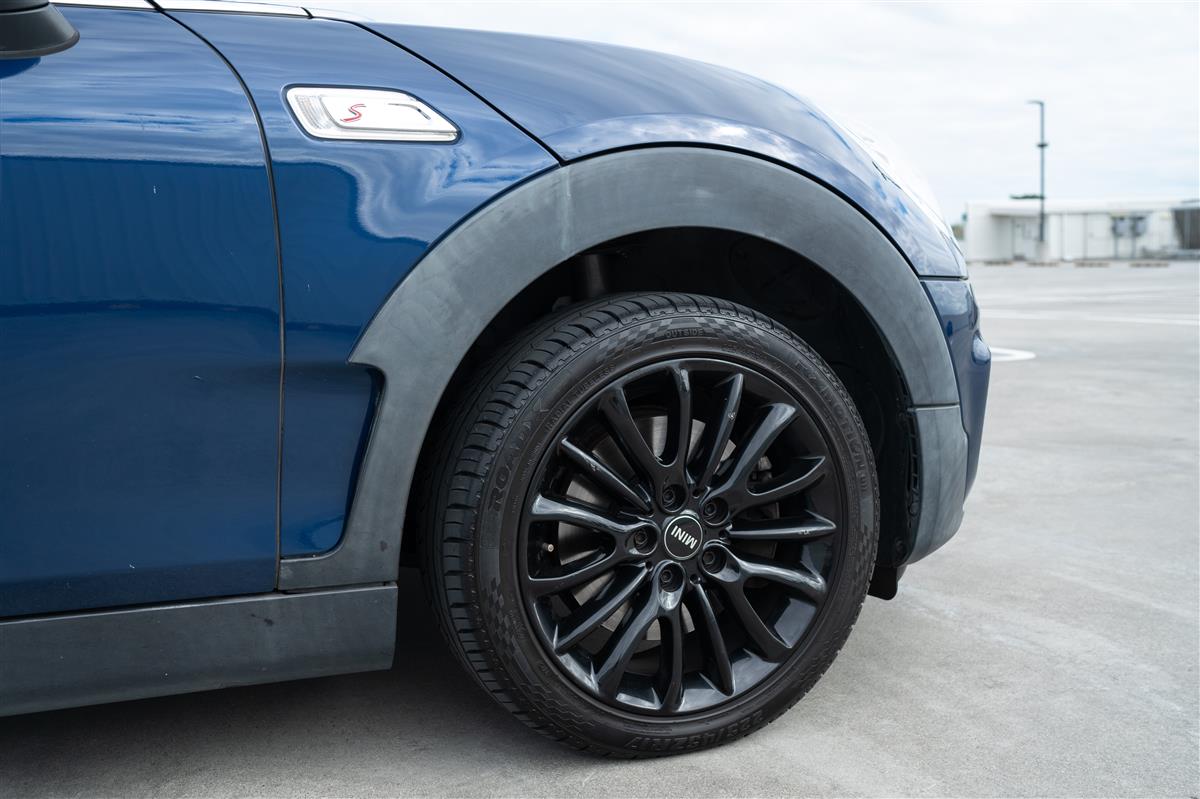 2016 MINI Clubman COOPER S 2.0T NEW TYRES Carousel 5