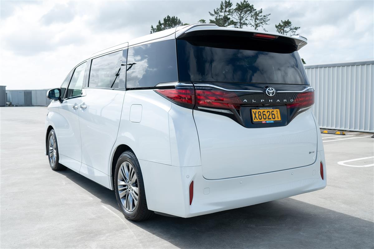 2025 Toyota Alphard HYBRID Z PREIMUM EXECUTIVE Carousel 9