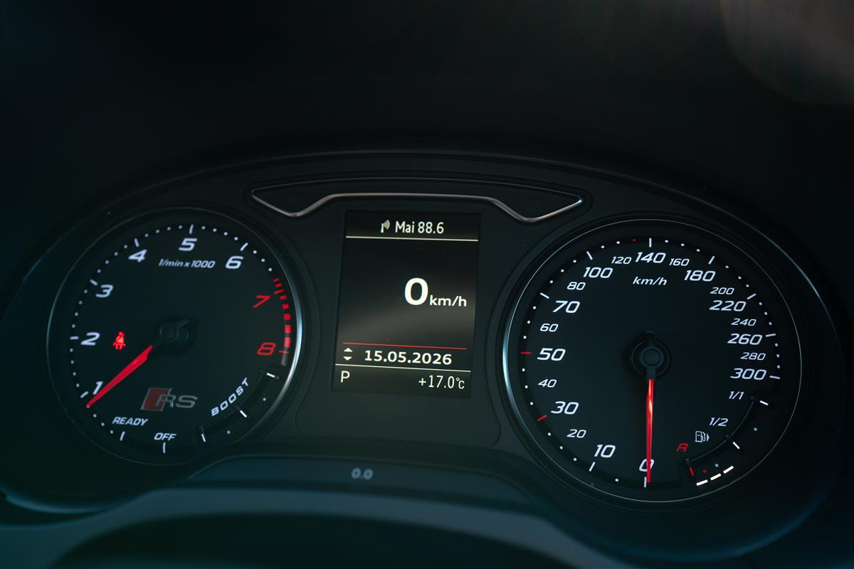 2016 Audi RS3 SPORTBACK GRADE 4.5 IMMACULATE Carousel 16