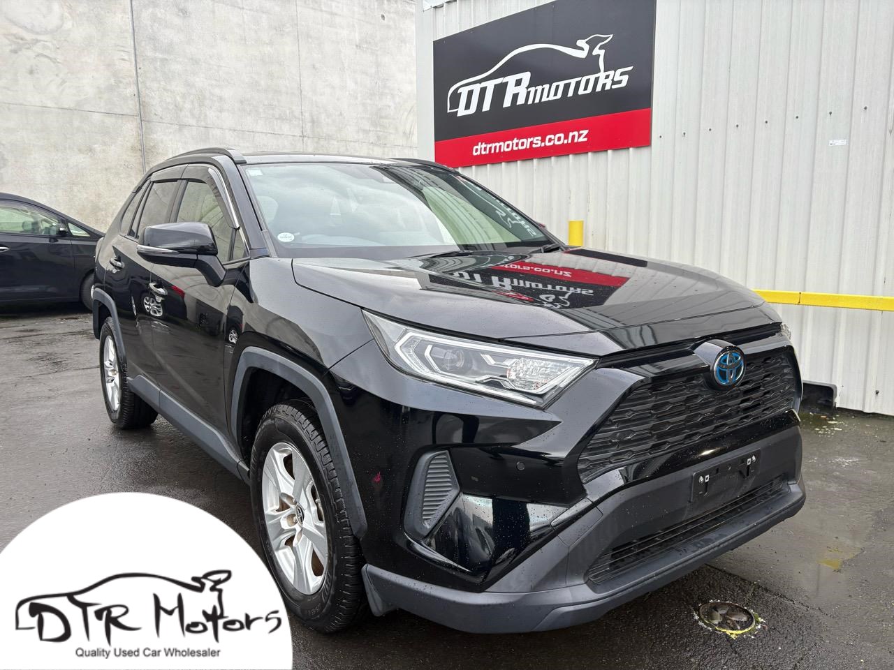 2020 Toyota RAV4 HYBRID X