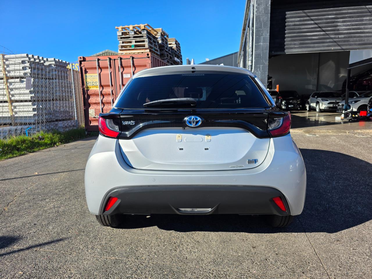 2021 Toyota Yaris Hybrid X with Reversing Camera, Parking Sensors, Cruise Control ! Carousel 11