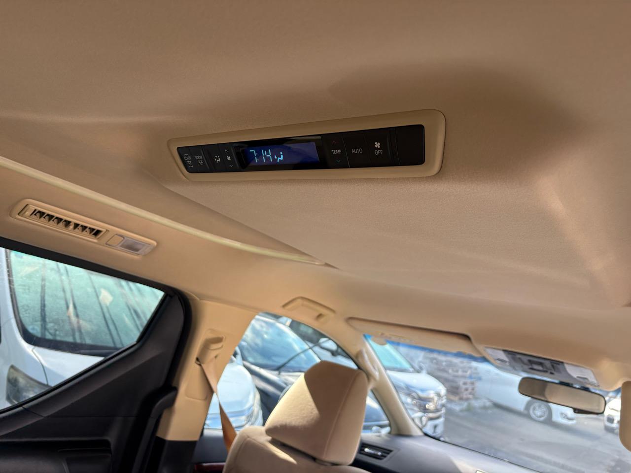 2015 Toyota VELLFIRE 2.5X Carousel 3