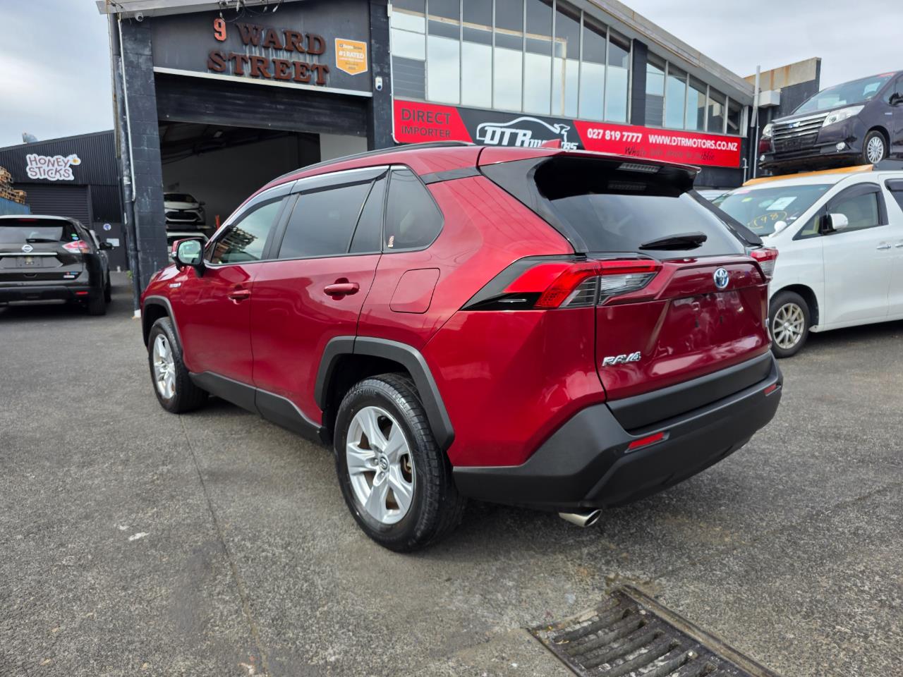 2019 Toyota RAV4 Hybrid X with Reversing Camera, Parking Sensors, Cruise Control ! Carousel 13