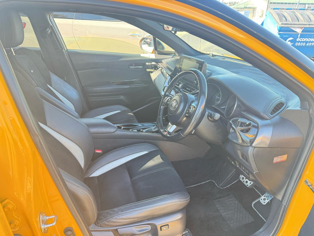 2019 Toyota C-HR GR Sprts Hybrid with Reversing Camera, Cruise Control ! Carousel 4