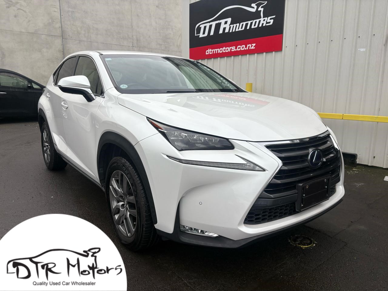 2015 Lexus NX 300H I PACKAGE
