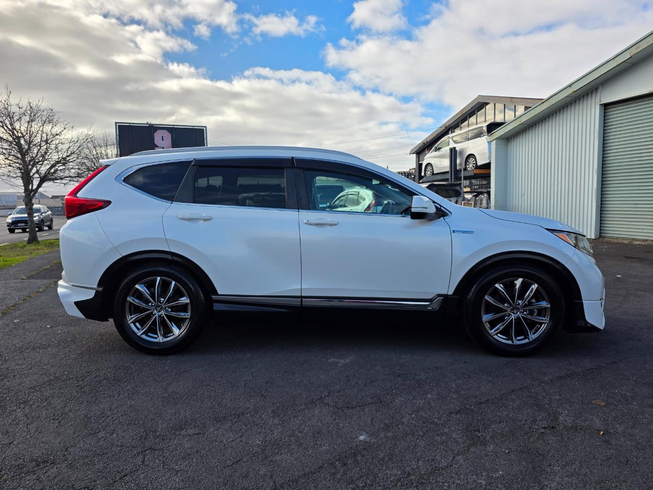 2019 Honda CR-V Hybrid EX Masterpiece with Load of Features ! Carousel 9