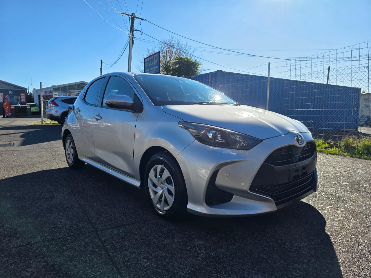 2021 Toyota Yaris Hybrid X with Reversing Camera, Parking Sensors, Cruise Control ! Carousel 9